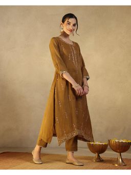 Sarvaa by Kriti - Green Sanvi Embroidered Kurta and Pant