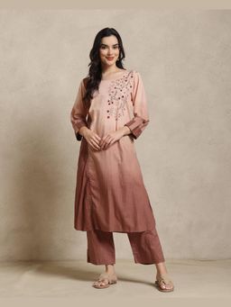Sarvaa by Kriti - Peach The Saumya Embroidered Kurta and Pant