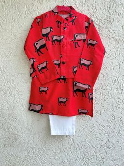 Tiny Pants - Boys Kurta And Pajama In Red Cotton With Quirky Cow Motif Jacket (Set of 3)