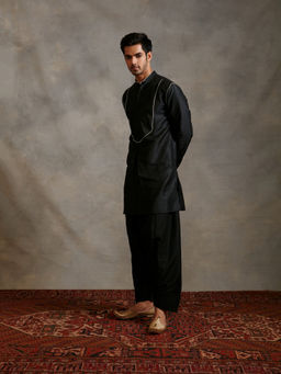 Abhishti - Banarasi Kurta with Contrasting Detail Metallic Black