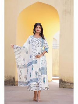 Juniper - White Floral Printed Cotton Kurta and Dupatta with Lace