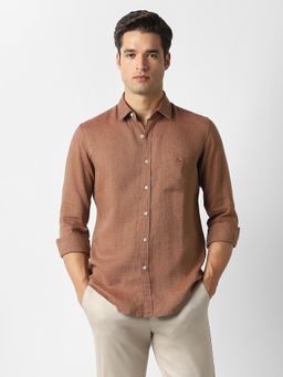 Van Heusen - Men Brown Solid Full Sleeves Casual Shirt