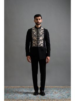 Gargee Designers - Men Black Bandhgala with Pant