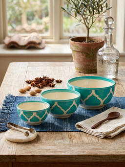YELONA - Ceramic Hand-Painted Nesting Bowl, Green Moroccan Pattern For (Pack of 3)