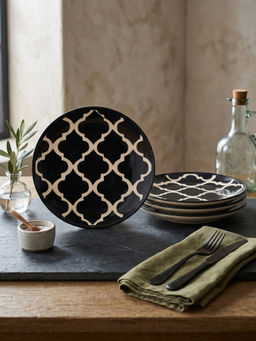 YELONA - Hand-Painted Black Ceramic Dinner Plates with Quattrofoil Pattern 8in (Pack of 4)
