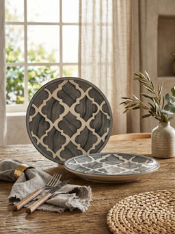 YELONA - Hand-Painted Grey Ceramic Dinner Plates with Quattrofoil Pattern 7in (Pack of 2)