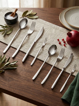 YELONA - Premium Silver 18/10 Stainless Steel Dining Cutlery Set, Mirror Finish (Pack of 8)
