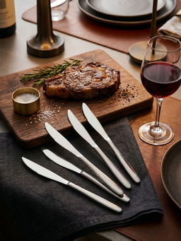 YELONA - Silver Steak Knives - Premium High Carbon Stainless Steel Cutlery (Pack of 5)