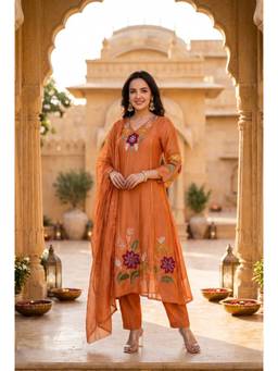 WOOMN - Orange Floral Embroidered Straight Kurta With Pant And Dupatta