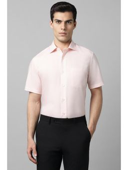 Louis Philippe - Men Pink Classic Fit Textured Half Sleeves Formal Shirt