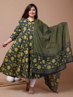 Miravan - Women'S Plus Size Floral Printed Cotton Anarkali Kurta With Dupatta-Green (Set of 2)
