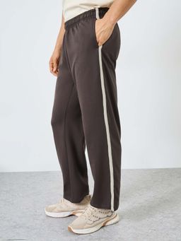 Styli - Men Side Lace Relaxed Fit Terry Track Pant - Brown