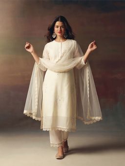 Jaipur Kurti - Women Off White Embroidered Kurta Pant and Dupatta