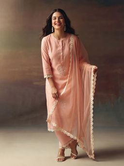 Jaipur Kurti - Women Peach Embroidered Kurta Pant and Dupatta