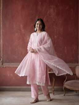 Jaipur Kurti - Women Pink Embroidered Kurta Pant and Dupatta