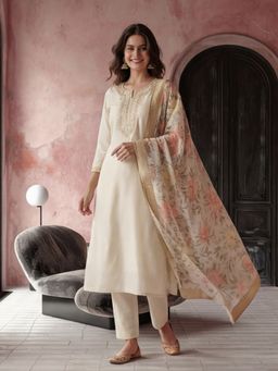 Jaipur Kurti - Women Off White Embroidered Kurta Pant and Dupatta