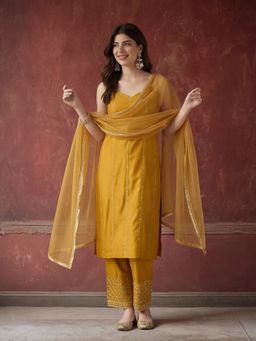 Jaipur Kurti - Women Mustard Kurta Pant and Dupatta