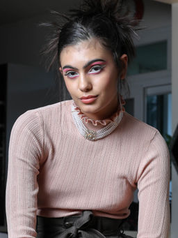 Odette - Multilayered Artificial Pearl Choker Necklace