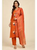 Orange color option, Currently selected