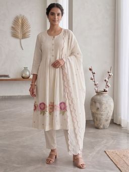 HOUSE OF JAMOTI - Noor Ivory Embroidered Kurta with Pant and Dupatta
