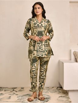 Women Plus - Women Green Silk Co-Ord Set