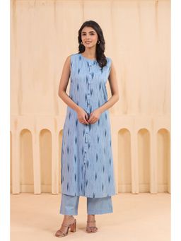 SAVI - Women Blue Pure Cotton Kurta with Pant