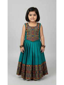FELIZ THE DESIGNER STUDIO - Girls Regular Fit Jacquard Teal Choli With Lehenga
