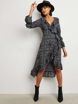 Styli - Black Scarf Print V Neck Wrap Knee Length Dress