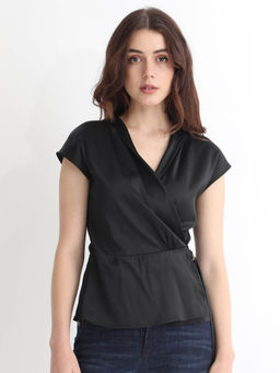 RAREISM - Jadak Primary Black Solid Top