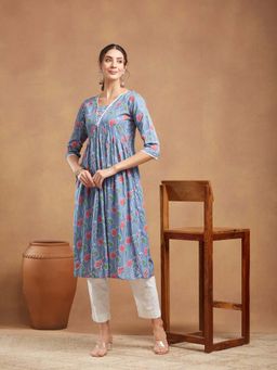 Fabclub - Women Rayon Floral Print Flared Kurta (Grey)