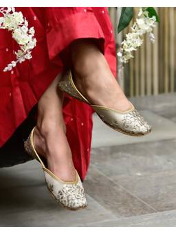 Fizzy Goblet - Women Champagne Super Nova Champagne Juttis