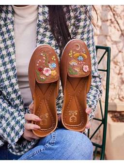Fizzy Goblet - Women Spot The Ladybird Loafer