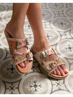 Fizzy Goblet - Women Dreamcatcher Beige Vegan Sliders