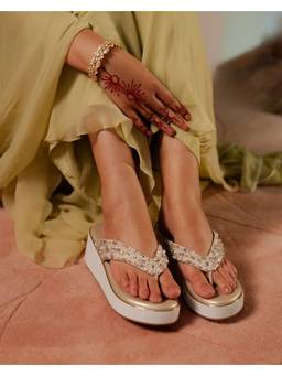 Fizzy Goblet - Women Golden Affair Gold Wedge Heels