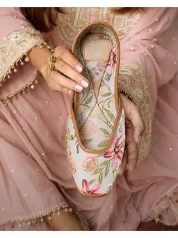 Fizzy Goblet - X Payal Singhal Women Lawn Story Short Multi Colour Juttis