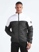 Black color option, Currently selected