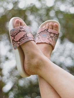 Yoho - Women Beige Tropica Sliders