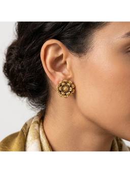 MINAKI - Pushpa Ear Studs