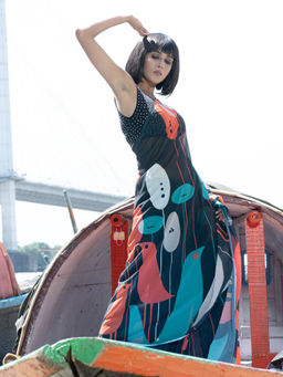 Boveee - Sanctuary Digital Printed Satin Georgette Saree with Unstitched Blouse