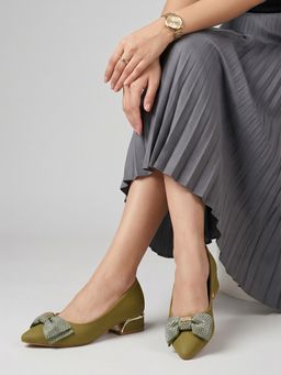 Dollphin - Women Embellished Bow Block Olive Pump Heels