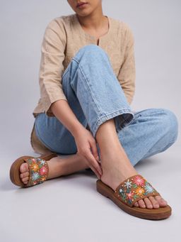 Dollphin - Women'S Handmade Floral Embroidered Beige Flats