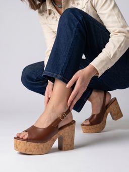 Dollphin - Women Block Brown Sandal Heels