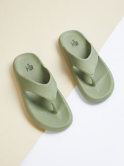 max - Women T-Strap Green Flip Flops