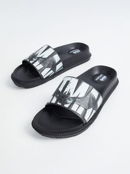 max - Men Batman Printed Sliders