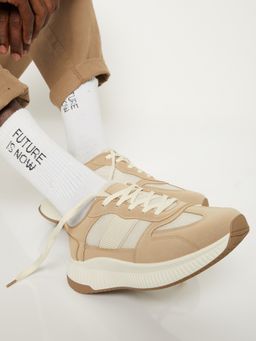max - Men Colourblocked Sneakers