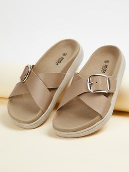 max - Women Cross Strap Sandals