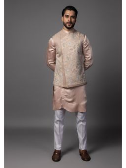 PAARSH - Men Pink Kasuti Kurta With Pant And Nehru Jacket