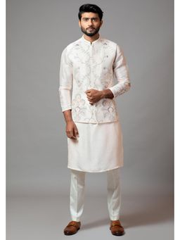 PAARSH - Men Cream Kurta With Pant And Nehru Jacket