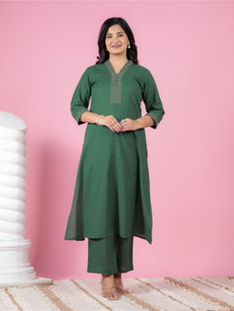 ARAMYA - Green Soft Cotton Straight Solid Kurta with Pant (Set of 2)