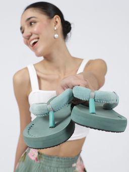 Chupps - Women Green Plush Flipflops